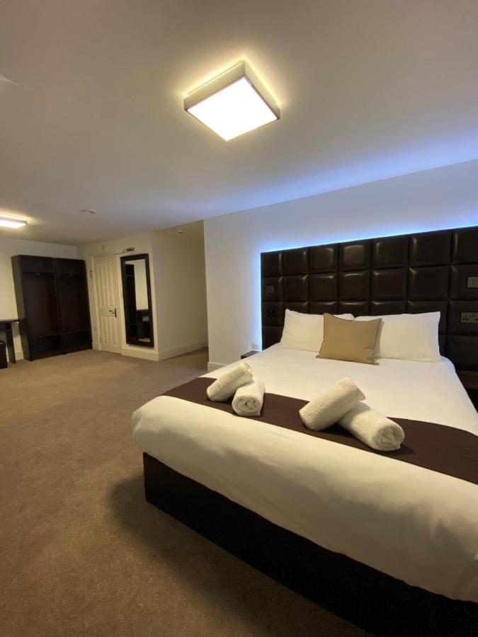 The Charles Hotel ชาแธม ภายนอก รูปภาพ