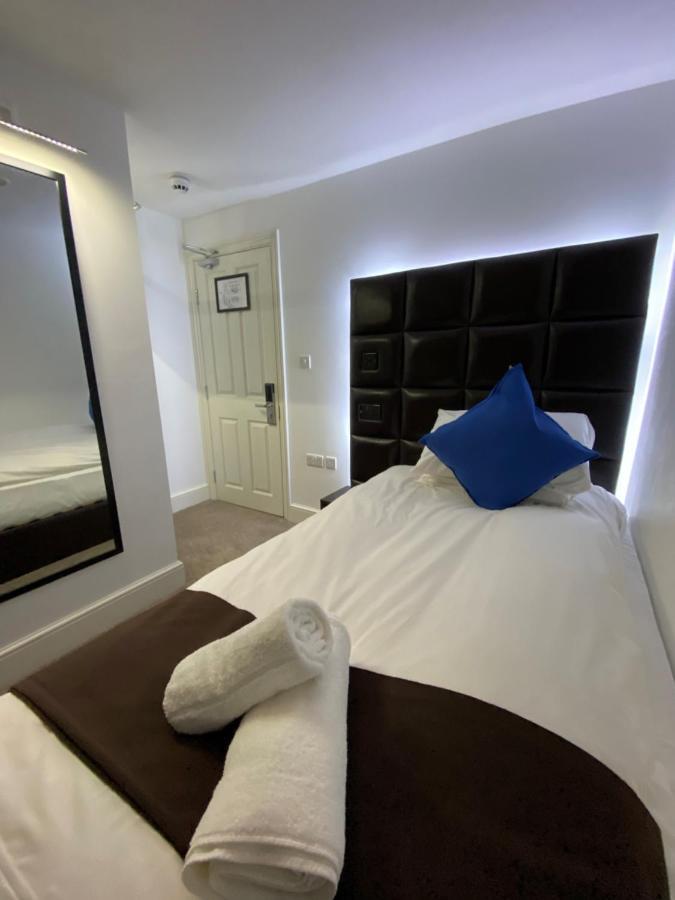 The Charles Hotel ชาแธม ภายนอก รูปภาพ